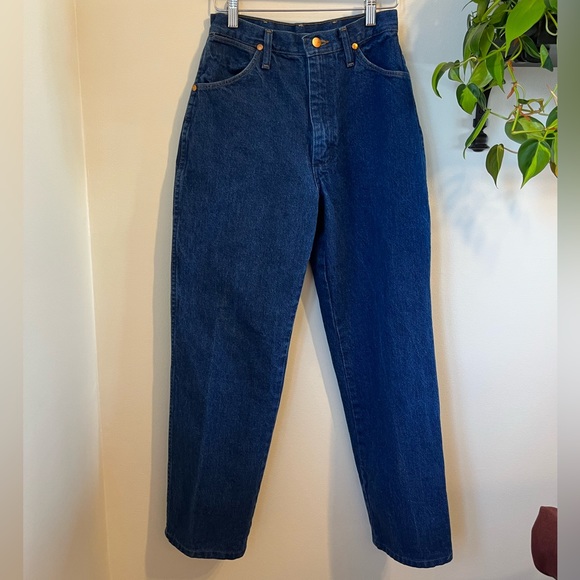 SOLD Vintage Wrangler Jeans - Picture 3 of 4